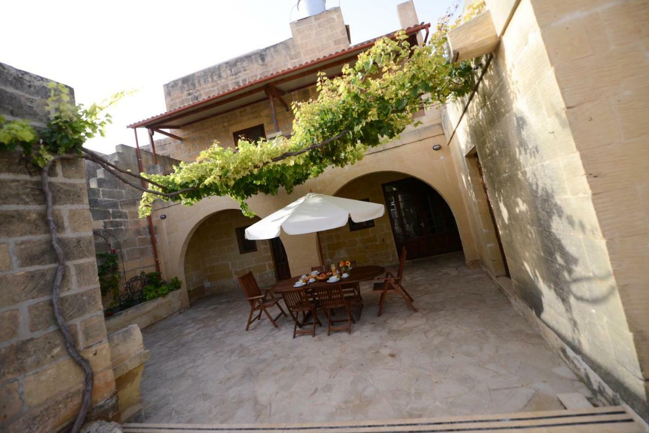 Tal-Masklu Farmhouse Għarb Екстериор снимка