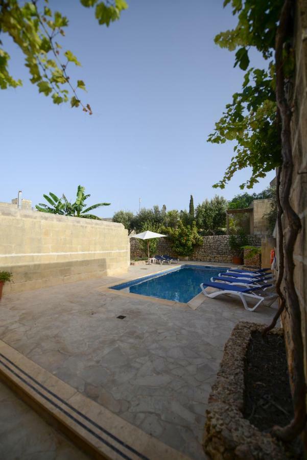 Tal-Masklu Farmhouse Għarb Екстериор снимка